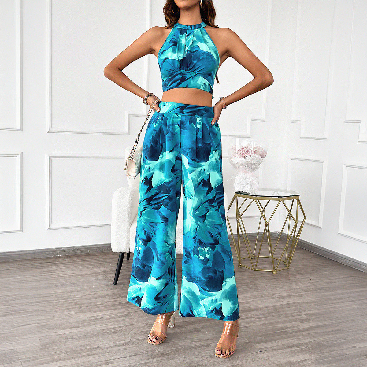 Ensemble top dos nu et pantalon large – Style décontracté et élégant