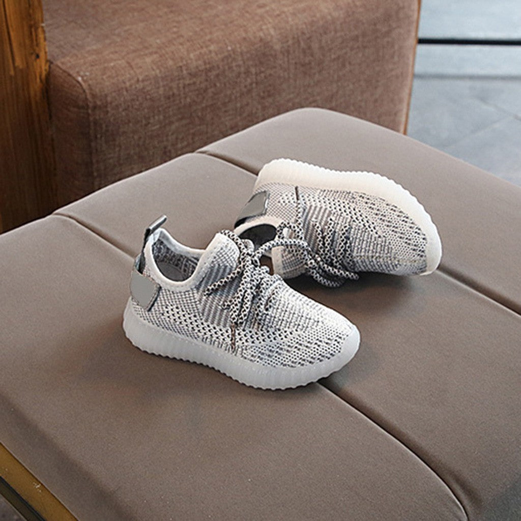 Baskets lumineuses pour enfants – Design moderne, confort optimal
