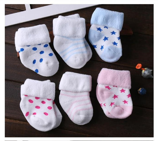 Chaussettes Bébé en Coton Épaisses – Confort et Chaleur pour Nouveau-Né