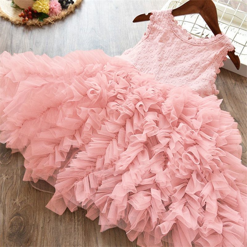 Robe enfant en tulle brodé – Élégance et légèreté pour occasions spéciales