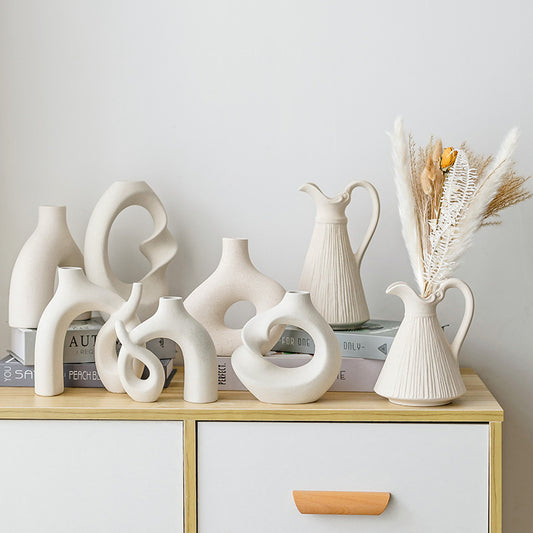 Vase en céramique décoratif pour la maison – Ornement moderne pour salon ou bureau