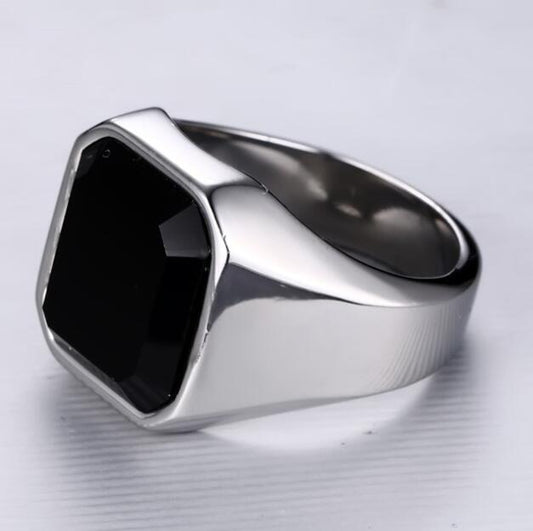 Bague homme en acier inoxydable avec agate noire – Design géométrique, finition dorée