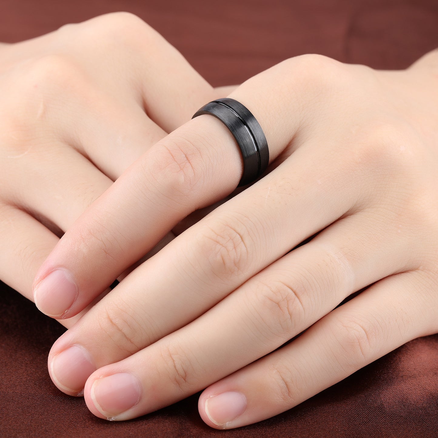 Bague en acier titane noir – Design géométrique, finition électroplaquée