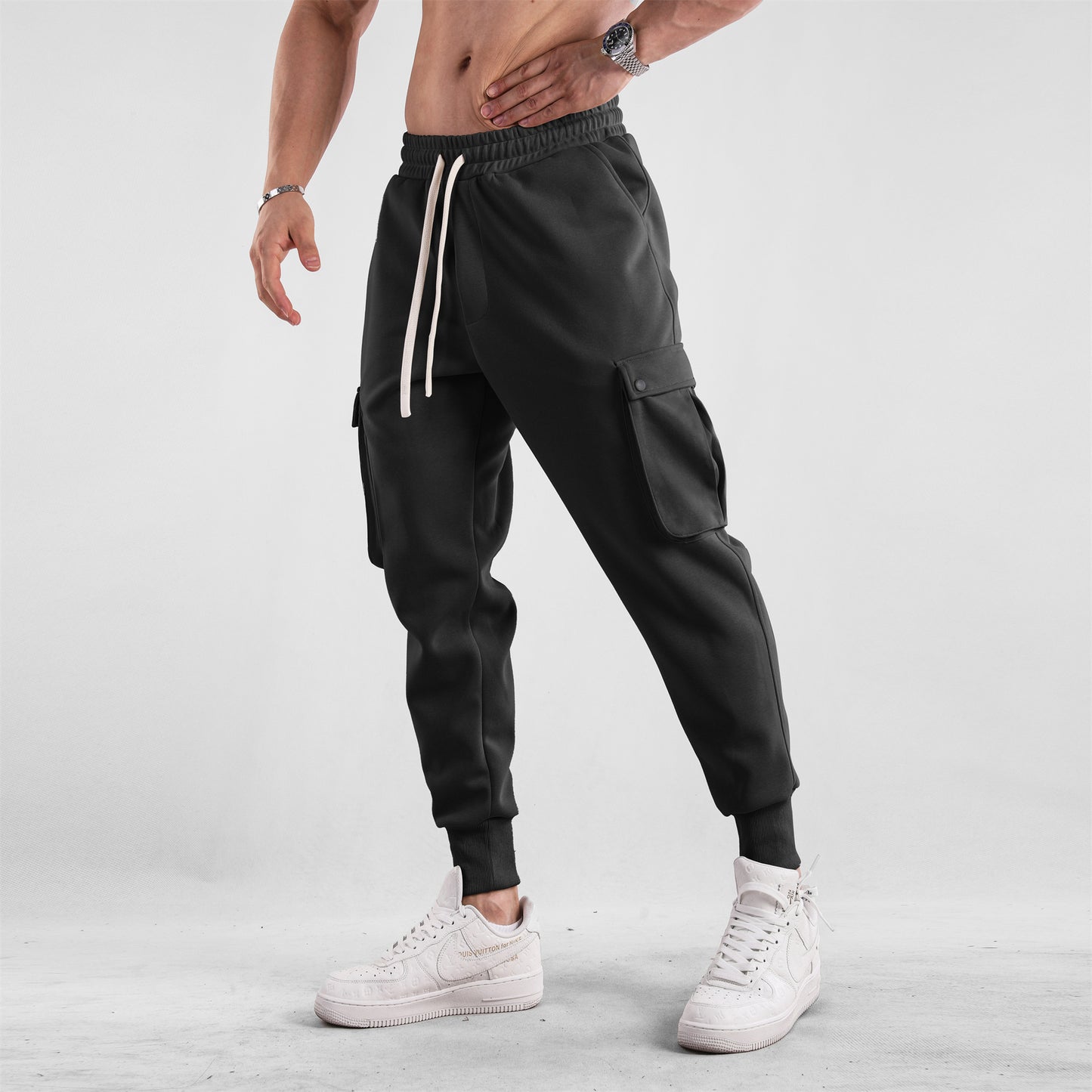 Pantalon Sport Homme – Coupe Loose avec Chevilles Élastiquées