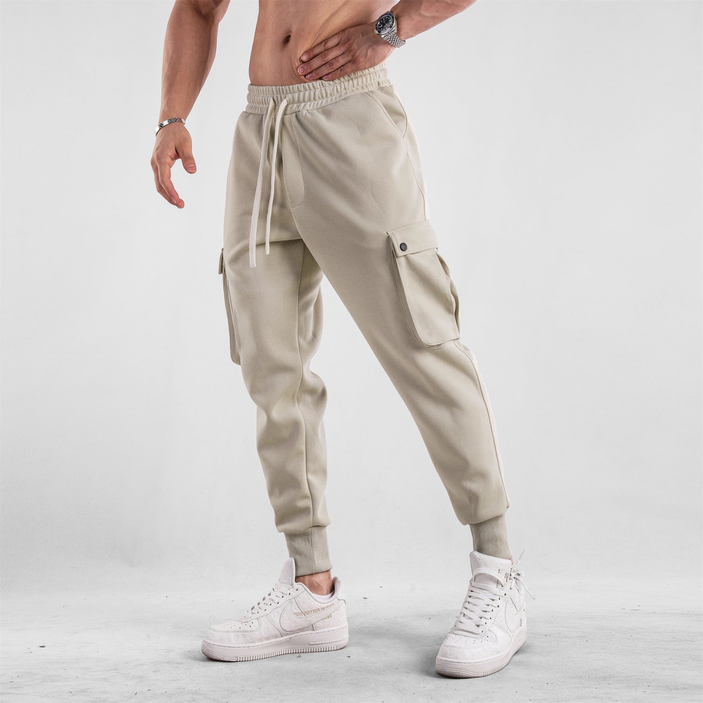 Pantalon Sport Homme – Coupe Loose avec Chevilles Élastiquées