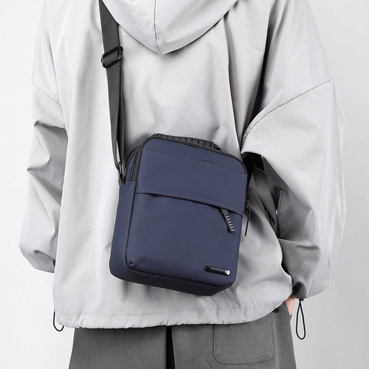 Sac bandoulière imperméable pour homme – Compact, léger et pratique au quotidien