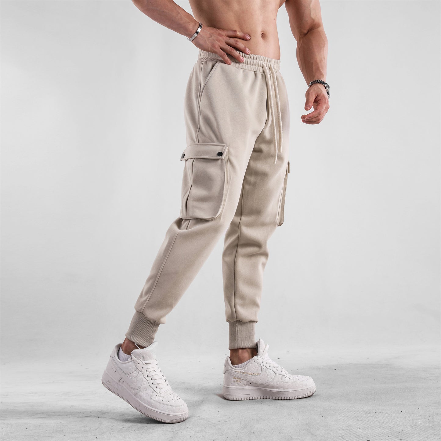 Pantalon Sport Homme – Coupe Loose avec Chevilles Élastiquées