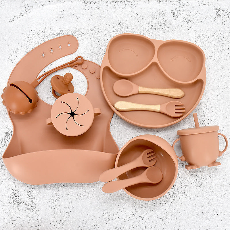 Set de vaisselle pour bébé 11 pièces – Vaisselle en silicone avec assiette ventouse, bol, bavoir, cuillère et fourchette