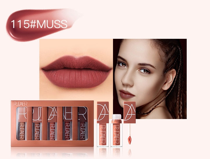Lip Gloss Suit – Coffret de Brillance et de Confort