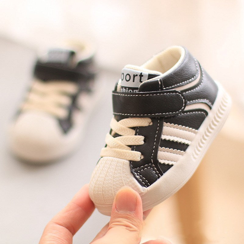 Chaussures coquille blanches pour enfants – Unisexes, légères et antidérapantes