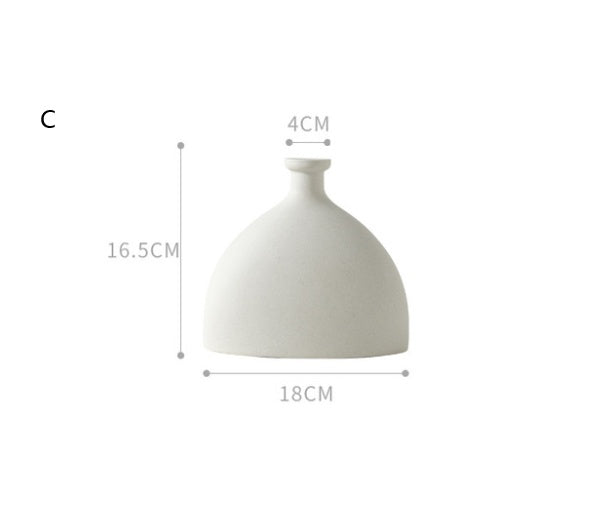 Vase décoratif en céramique nordique – Élégance sobre et style galerie