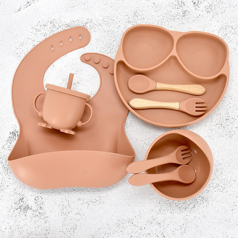 Set de vaisselle pour bébé 11 pièces – Vaisselle en silicone avec assiette ventouse, bol, bavoir, cuillère et fourchette