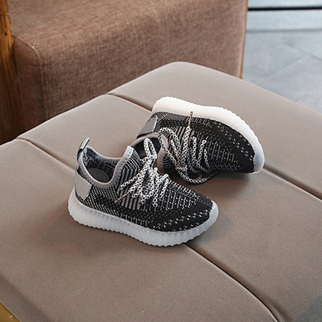 Baskets lumineuses pour enfants – Design moderne, confort optimal