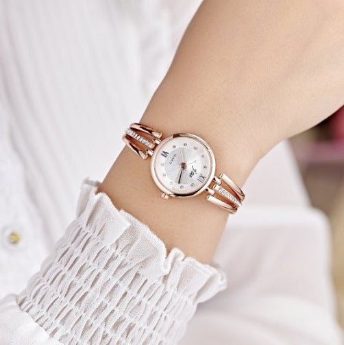 Montre femme acier strass – style bijou