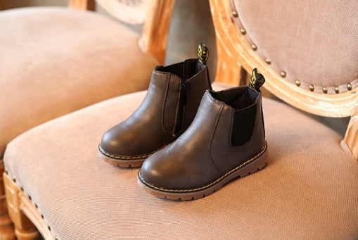 Chaussures unisexes pour enfants – Confortables et stylées pour les petits aventuriers