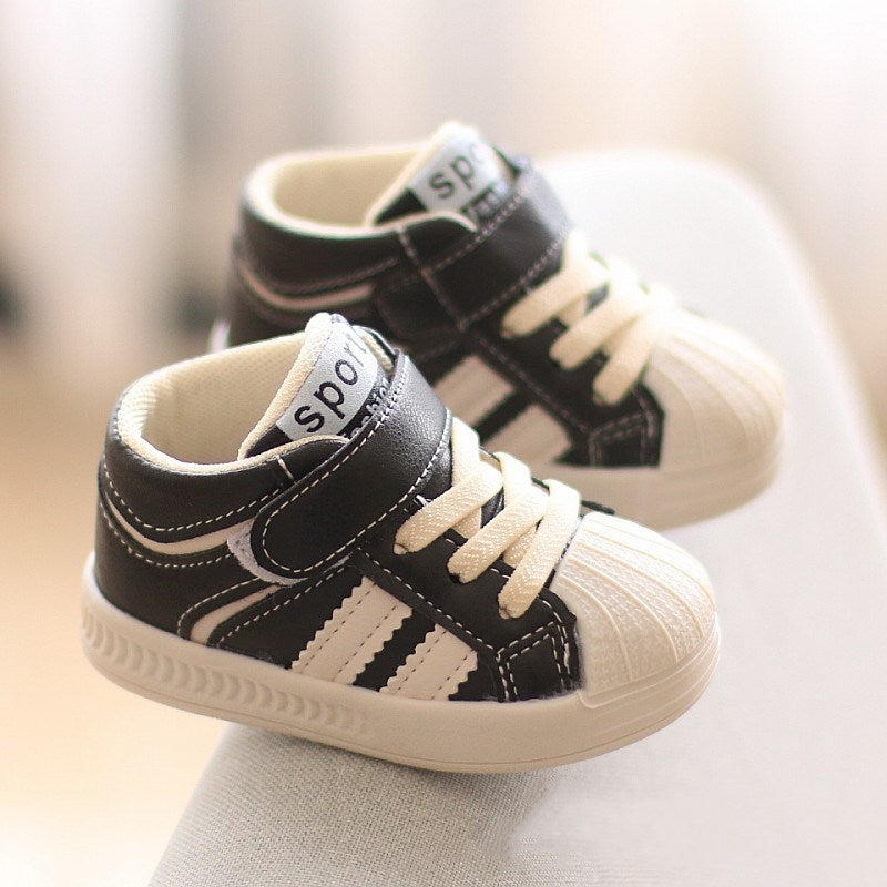 Chaussures coquille blanches pour enfants – Unisexes, légères et antidérapantes