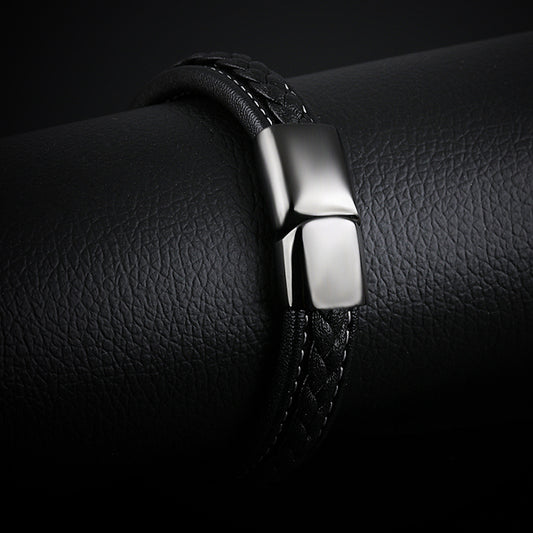 Bracelet en titane noir pour homme – Design géométrique, élégant et durable