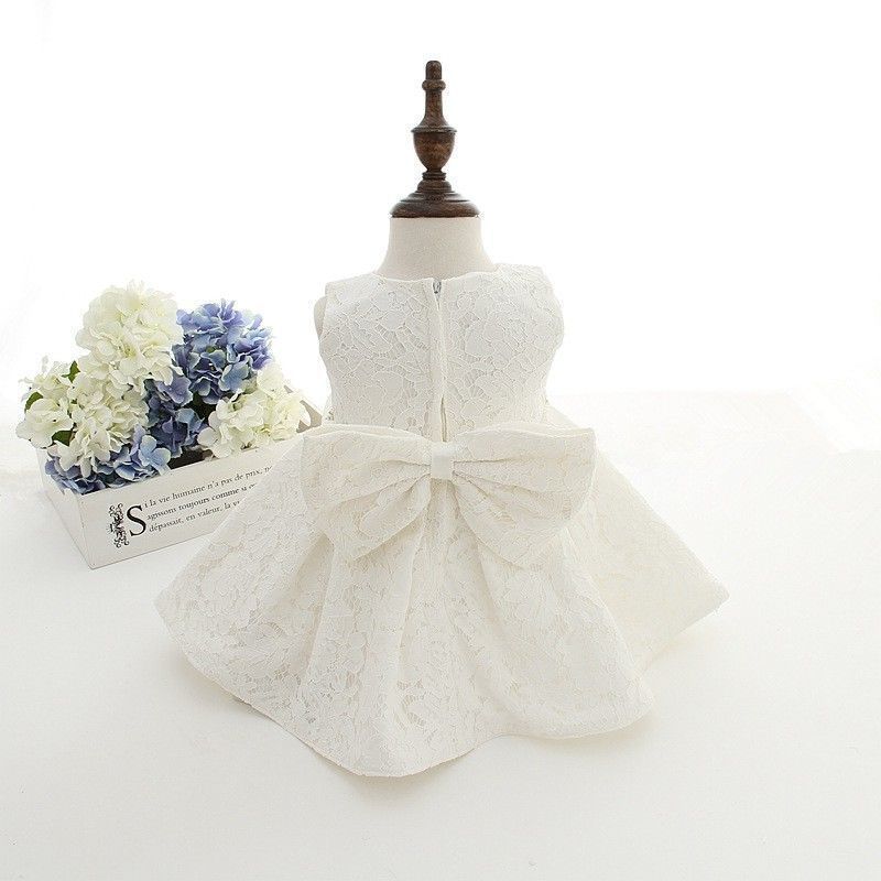 Robe de princesse pour bébé fille – Élégance et douceur pour les premières occasions