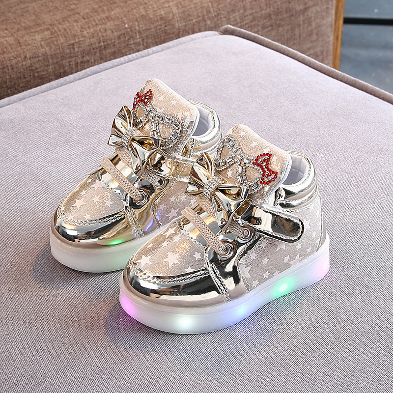 Chaussures LED à bouton magique pour enfants – Lumineuses, modulables et pratiques