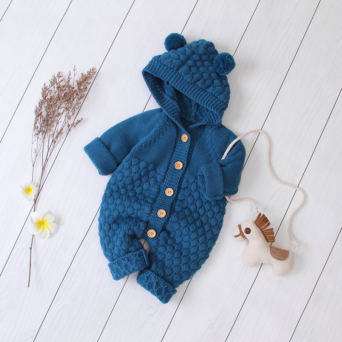 Combinaison tricotée à capuche pour bébé – Tenue confortable et stylée