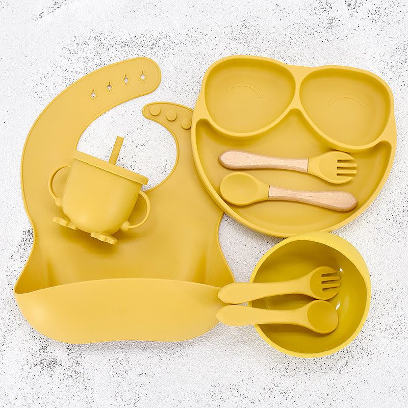 Set de vaisselle pour bébé 11 pièces – Vaisselle en silicone avec assiette ventouse, bol, bavoir, cuillère et fourchette