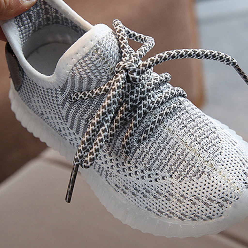 Baskets lumineuses pour enfants – Design moderne, confort optimal