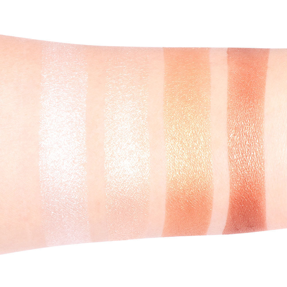 Palette 4-en-1 : Highlighter, Fard à Paupières, Blush & Contouring