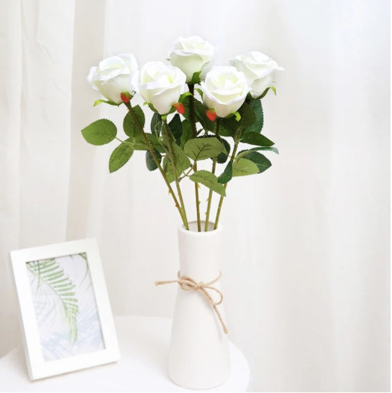 Bouquet de roses rouges artificielles – Fleurs en tissu pour décoration romantique