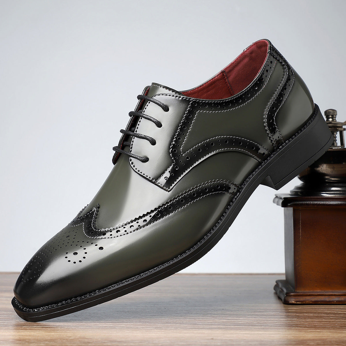 Chaussures Cuir Homme Rétro British – Élégantes, Confortables et Polyvalentes