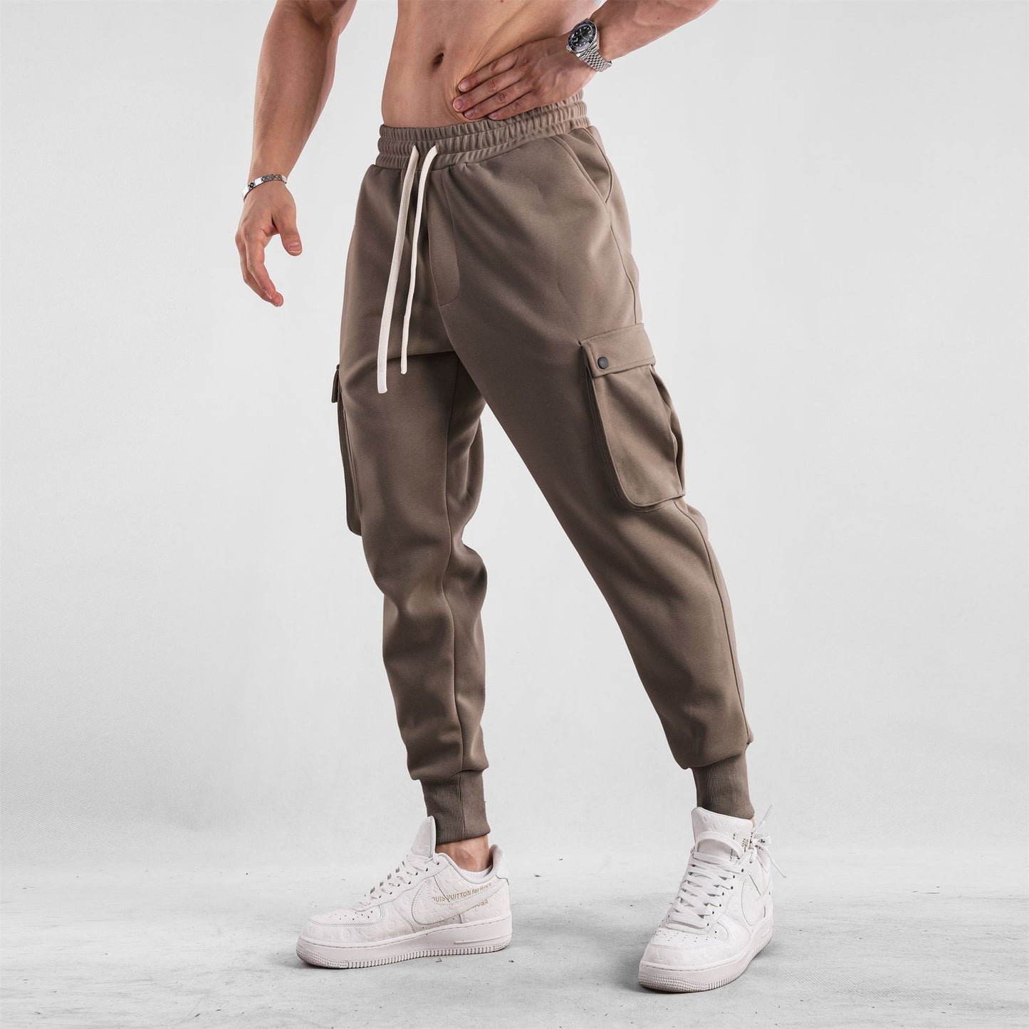Pantalon Sport Homme – Coupe Loose avec Chevilles Élastiquées