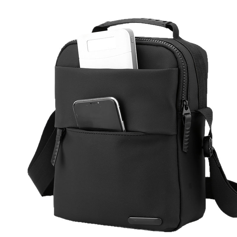 Sac bandoulière imperméable pour homme – Compact, léger et pratique au quotidien