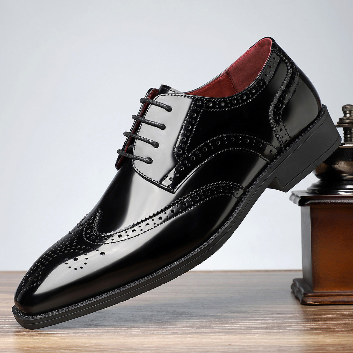 Chaussures Cuir Homme Rétro British – Élégantes, Confortables et Polyvalentes