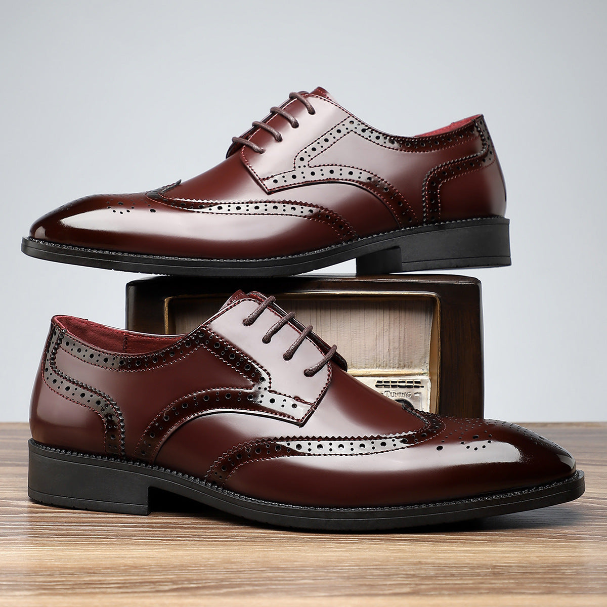 Chaussures Cuir Homme Rétro British – Élégantes, Confortables et Polyvalentes