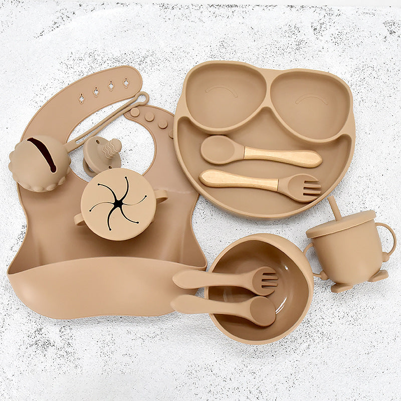Set de vaisselle pour bébé 11 pièces – Vaisselle en silicone avec assiette ventouse, bol, bavoir, cuillère et fourchette