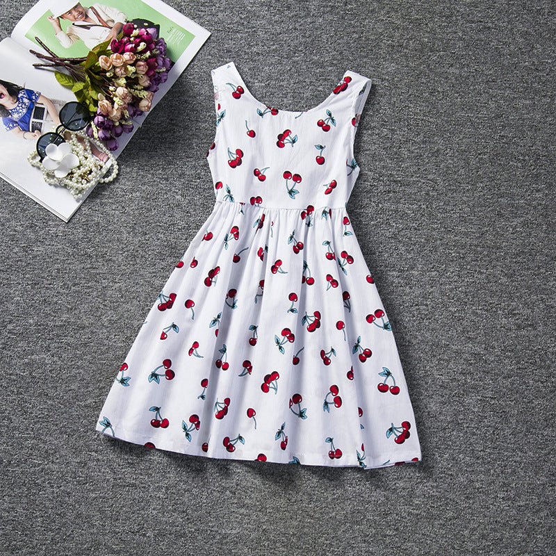 Robe enfant en tulle brodé – Élégance et légèreté pour occasions spéciales