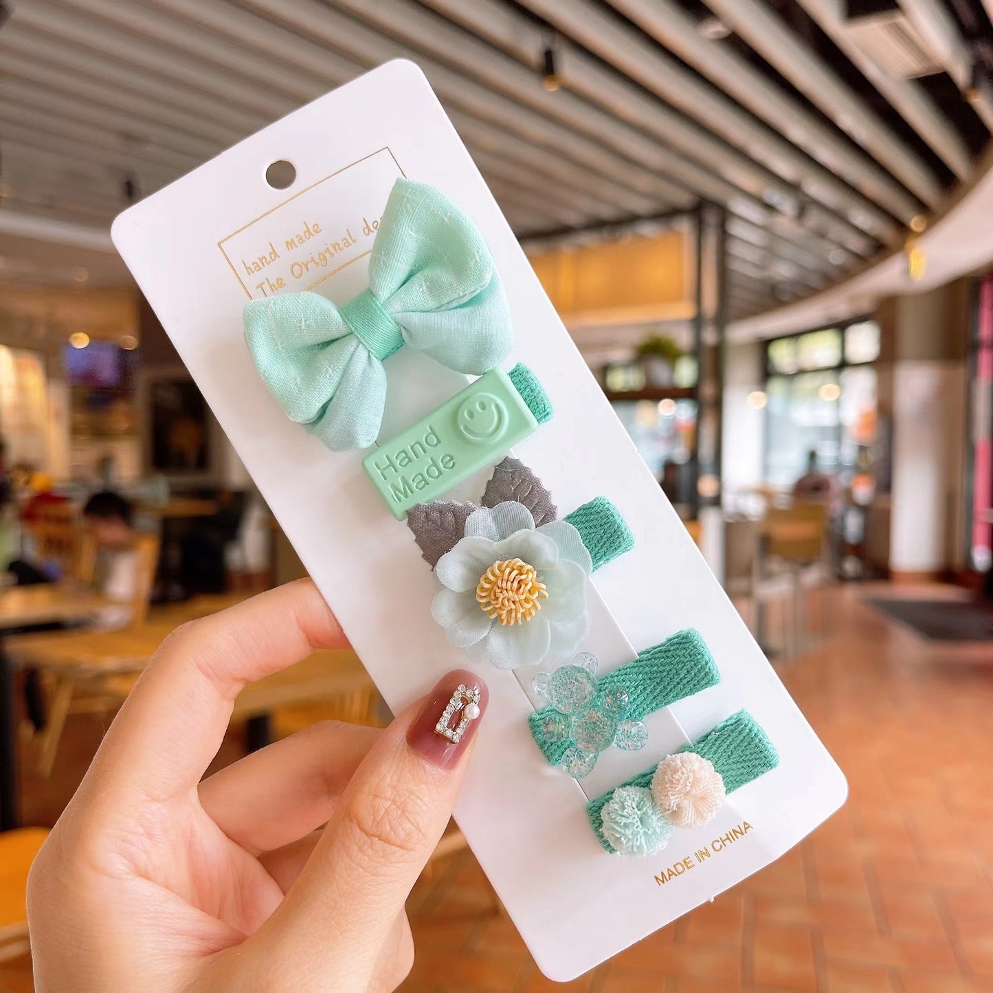 Barrettes Bébé – Mini Clips Colorés et Ludiques pour Enfants